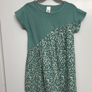 NWOT- Green Patterned Kids Casual Dress